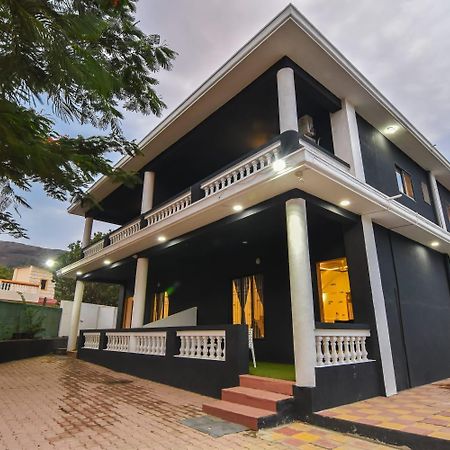 Black Stone Villa Kārli Dış mekan fotoğraf
