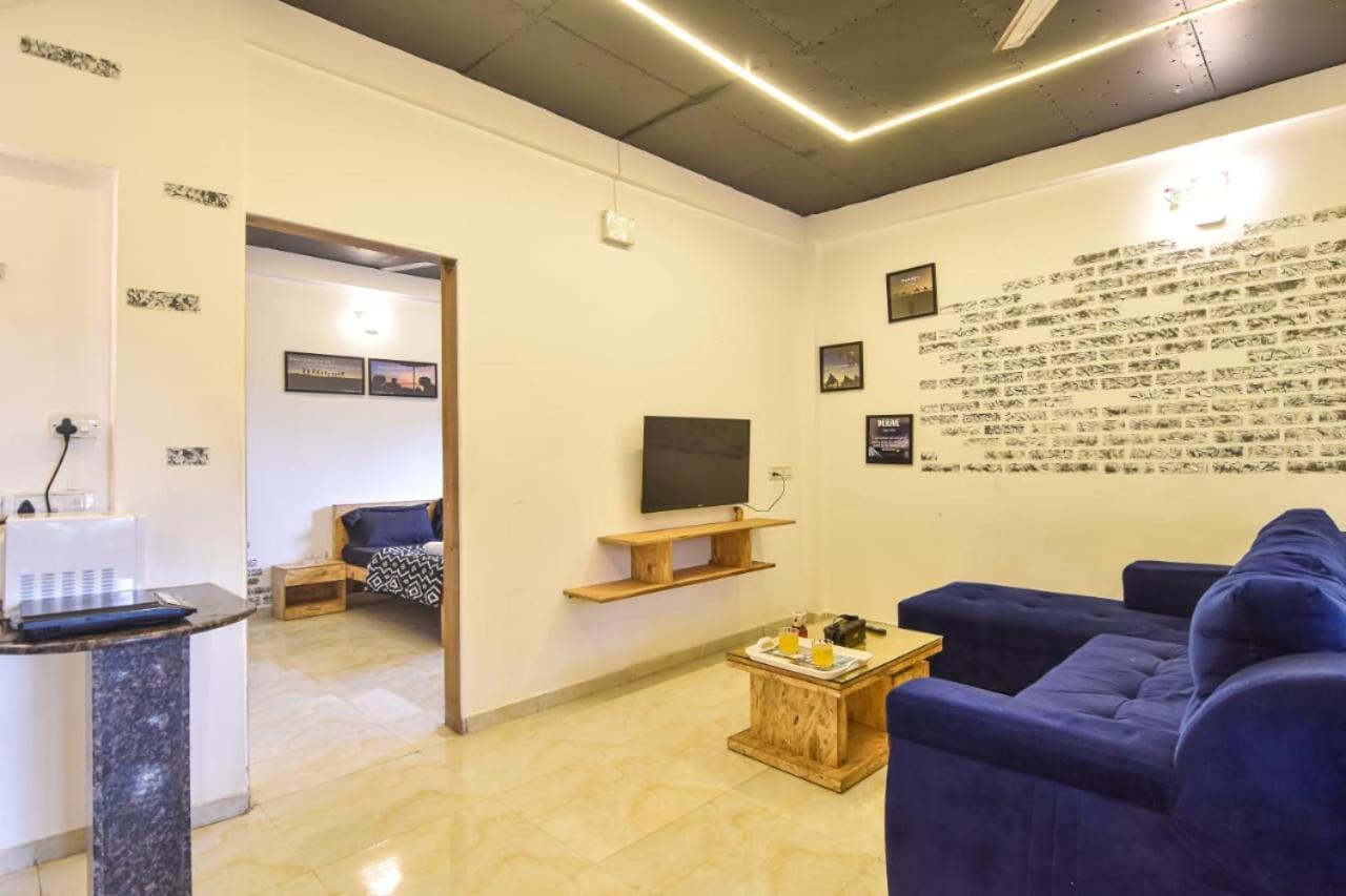 Black Stone Villa Kārli Dış mekan fotoğraf