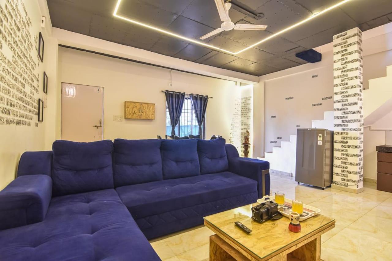 Black Stone Villa Kārli Dış mekan fotoğraf