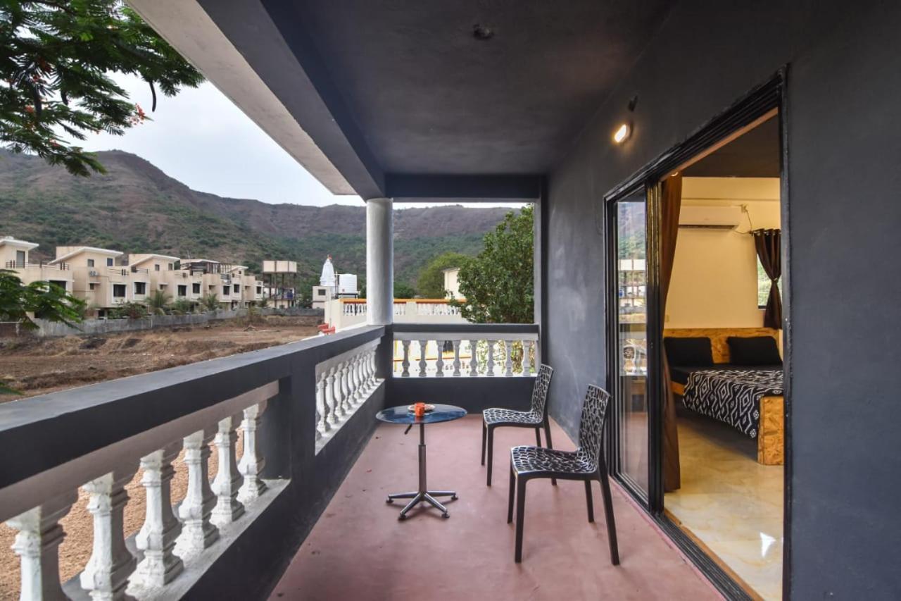 Black Stone Villa Kārli Dış mekan fotoğraf